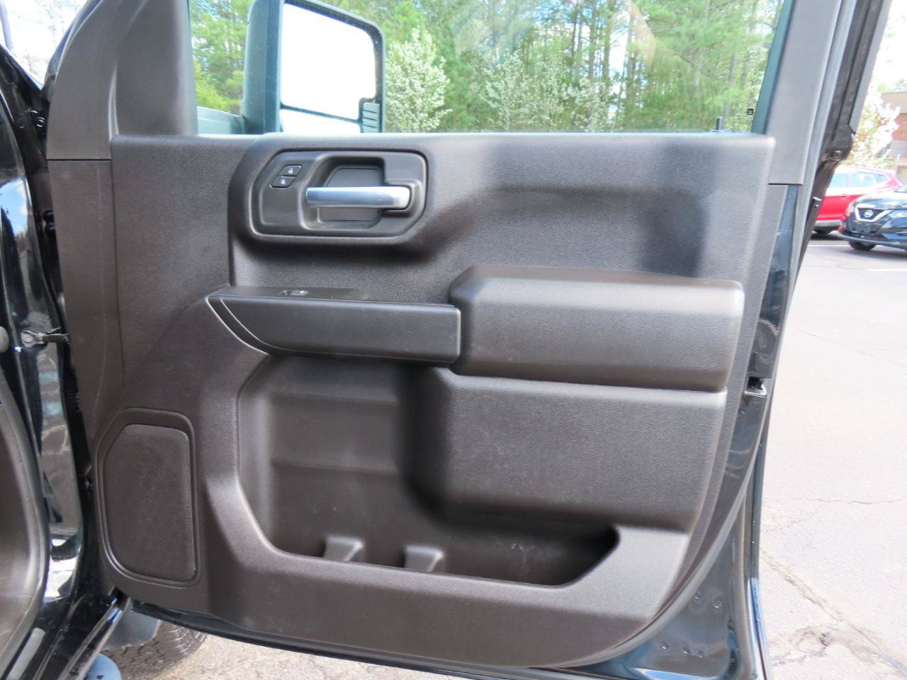 Used 2024 Chevrolet Silverado 2500 Custom w/ Z71 Off-Road Package AWD/4WD image 25