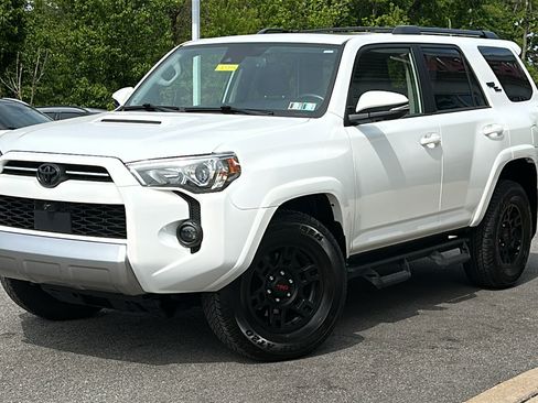 Used 2024 Toyota 4Runner TRD Off-Road Premium w/ Off Road Premium Plus Package AWD/4WD image 1
