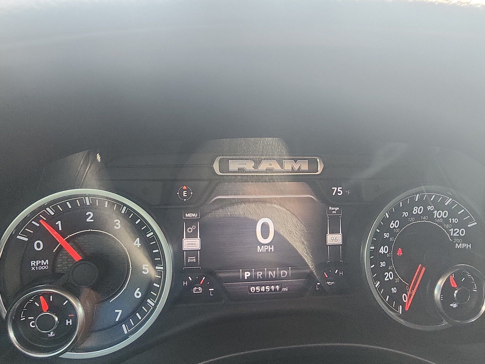 Used 2022 RAM 1500 Laramie AWD/4WD image 16