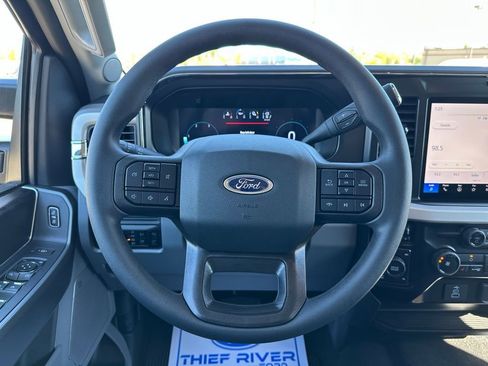 New 2026 Ford F350 XLT w/ XLT Premium Package AWD/4WD image 17