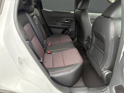 New 2026 Nissan Kicks SR w/ Cold Weather Package FWD image 27