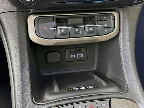 Used 2021 GMC Acadia Denali w/ GMC Pro Grade Package image 15