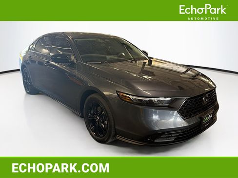 Used 2025 Honda Accord SE image 1