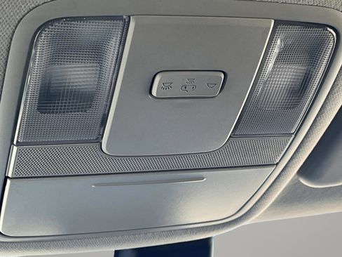 Used 2025 Kia Soul LX w/ LX Technology Package image 34