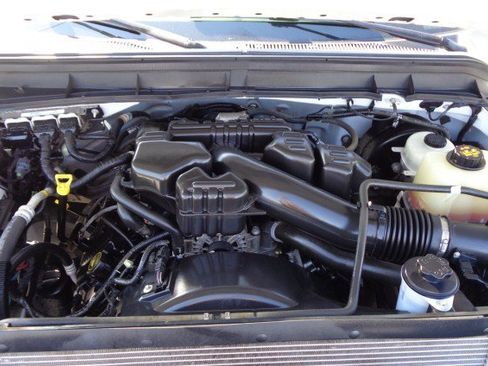 Used 2016 Ford F250 XL w/ Power Equipment Group RWD image 12