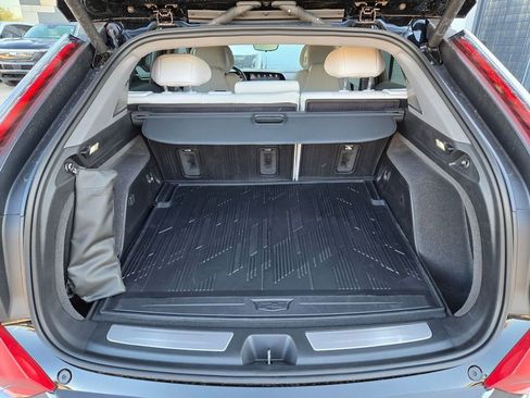 New 2026 Cadillac Optiq Sport 2 w/ LPO, Floor Liner Package image 31