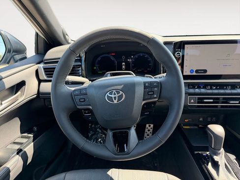 Used 2025 Toyota Camry XSE w/ Premium Plus Package AWD/4WD image 13