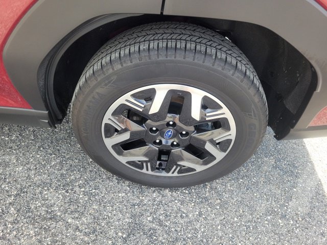 Certified 2025 Subaru Forester Premium AWD/4WD image 9