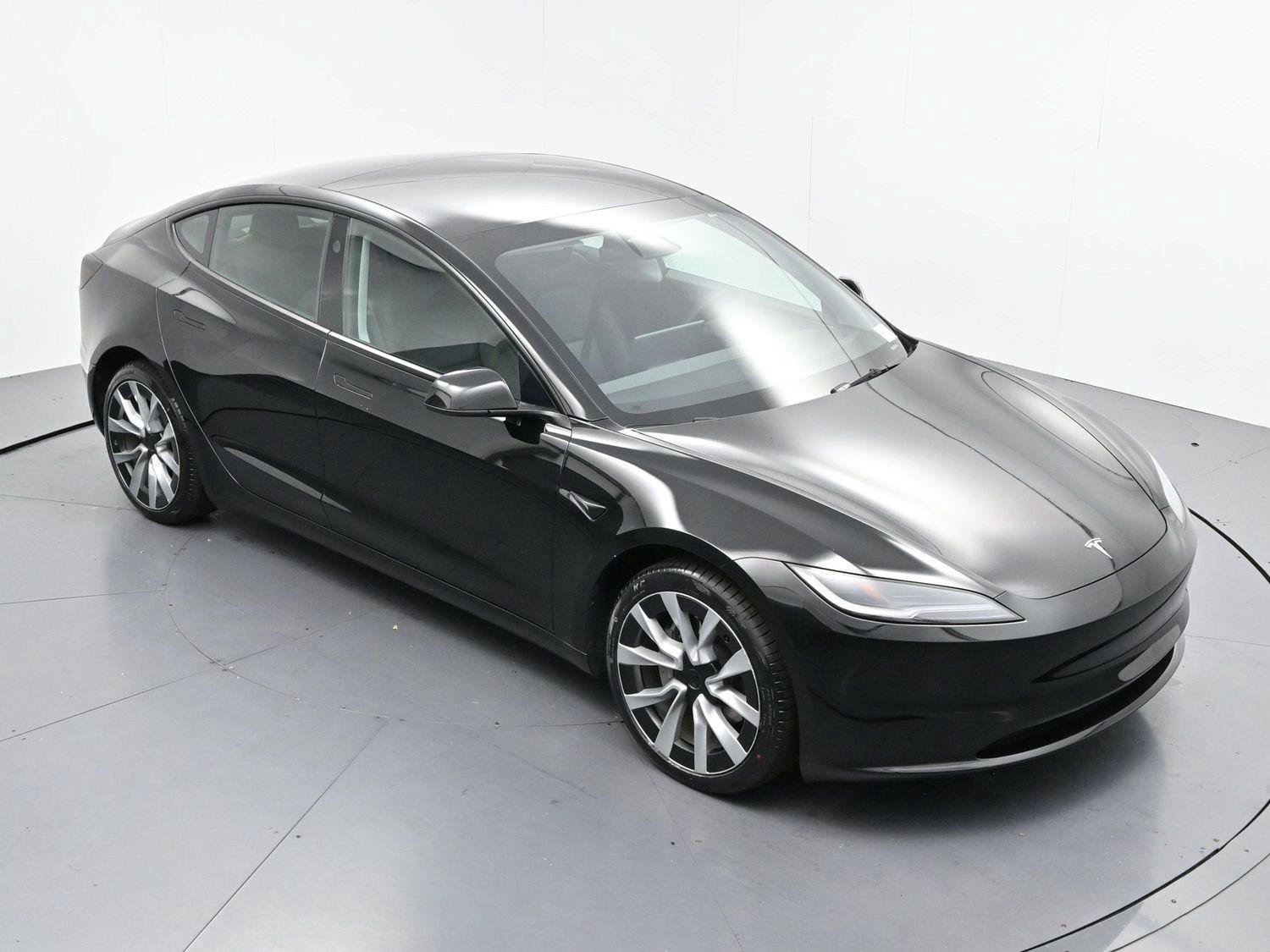 Used 2024 Tesla Model 3 Long Range RWD image 29