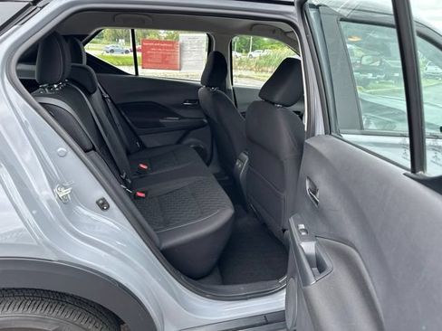 Used 2023 Nissan Kicks SV FWD image 16