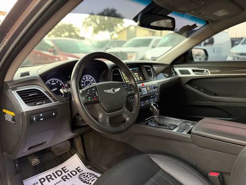 Used 2016 Hyundai Genesis 3.8 image 30