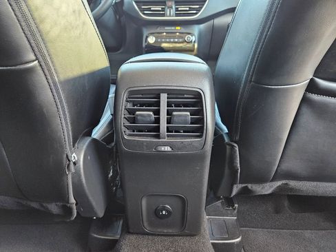 Used 2024 Ford Escape Platinum image 34