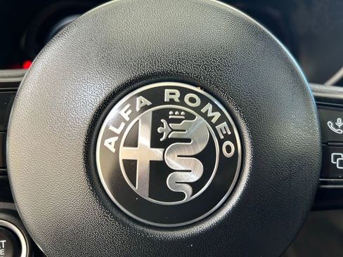 New 2025 Alfa Romeo Giulia w/ Driving Assist Package image 43