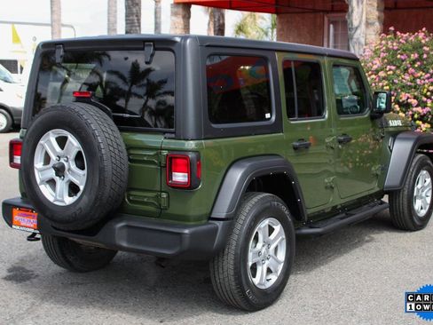 Used 2022 Jeep Wrangler Unlimited Sport image 10