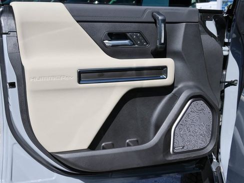 New 2026 GMC Hummer EV SUV image 13
