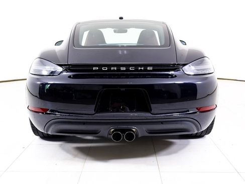 Certified 2024 Porsche 718 Cayman RWD image 30