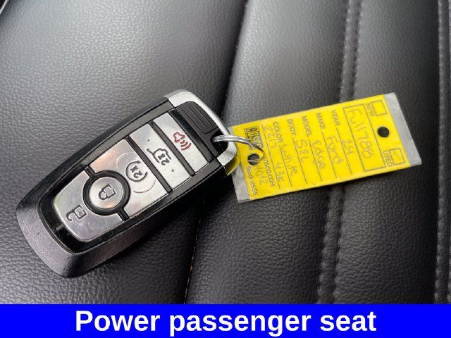 Used 2024 Ford Edge SEL w/ Convenience Package AWD/4WD image 16