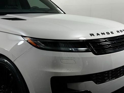 New 2026 Land Rover Range Rover Sport Dynamic SE AWD/4WD image 16