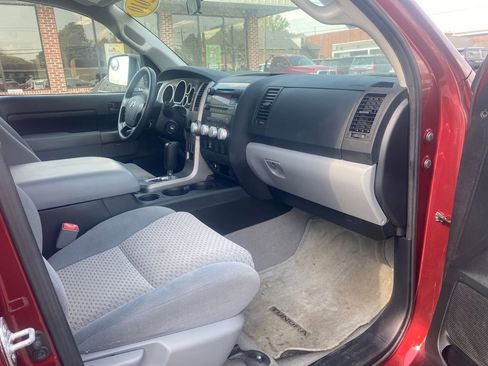 Used 2010 Toyota Tundra 2WD Double Cab image 36
