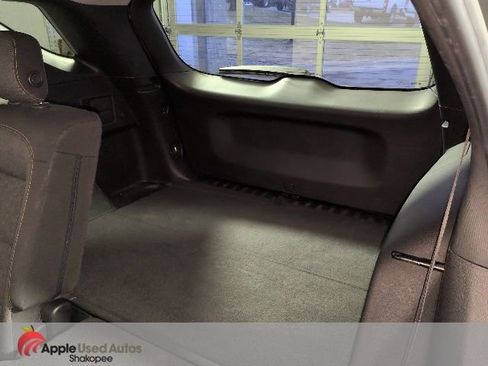 Used 2018 Chevrolet Equinox LT image 24