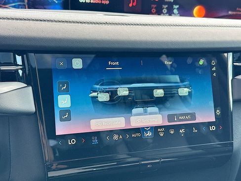 New 2025 Lincoln Navigator Reserve w/ Jet Appearance Package image 14