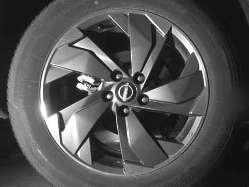 Used 2024 Nissan Rogue SV FWD image 15