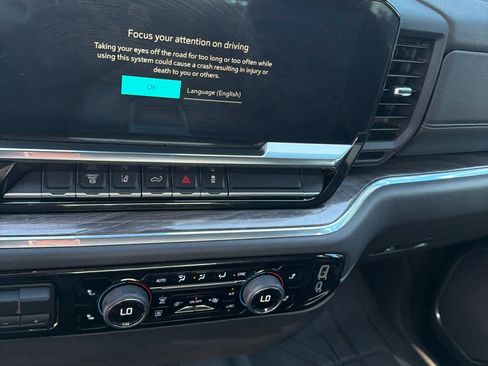 Used 2024 Chevrolet Silverado 2500 LTZ RWD image 23