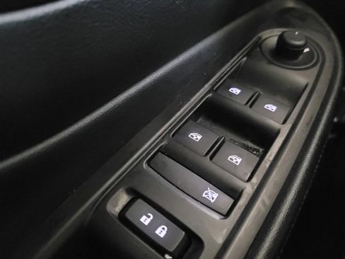 Used 2018 Buick Encore Preferred image 27