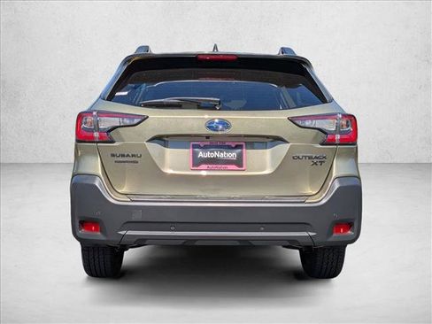 Used 2024 Subaru Outback Onyx Edition XT AWD/4WD image 7