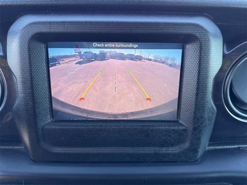 Used 2021 Jeep Wrangler Unlimited Sport image 18