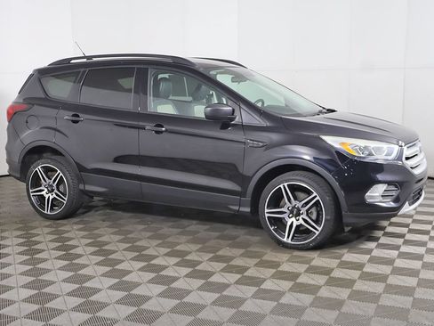 Used 2019 Ford Escape SEL AWD/4WD image 11