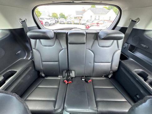 Used 2025 Kia Telluride S FWD image 24