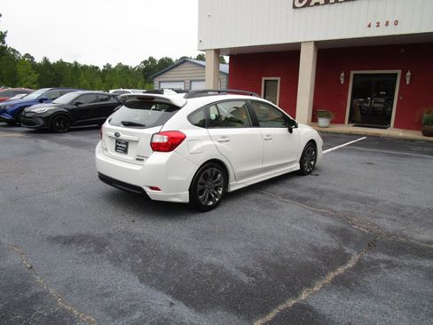 Used 2016 Subaru Impreza 2.0i Sport Premium AWD/4WD image 4