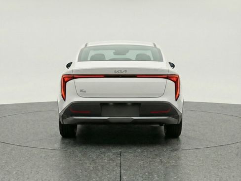 Used 2025 Kia K4 FWD image 7