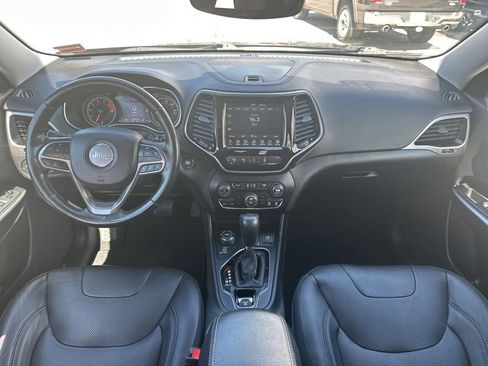 Used 2021 Jeep Cherokee Limited AWD/4WD image 19