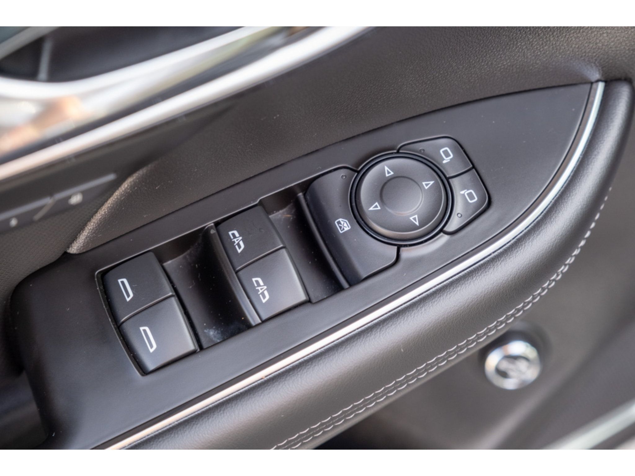 Used 2024 Buick Envision Preferred AWD/4WD image 14
