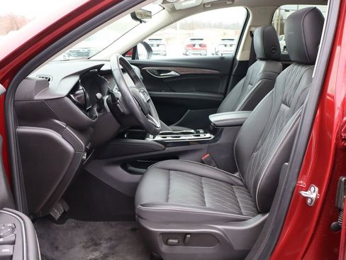 Used 2023 Buick Envision Avenir image 11