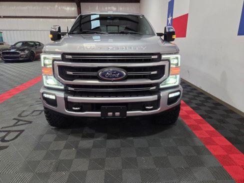 Used 2021 Ford F250 Platinum w/ FX4 Off-Road Package image 22
