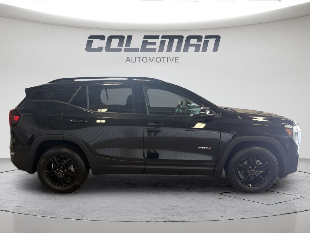 Used 2024 GMC Terrain AT4 w/ Tech Package AWD/4WD image 6
