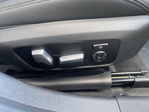 Used 2021 BMW 330e 330e w/ Convenience Package image 21