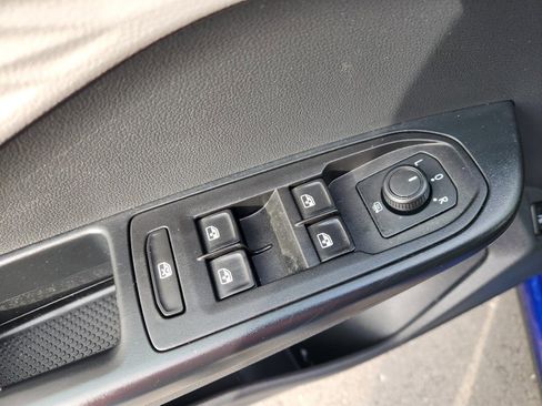 Certified 2023 Volkswagen Taos S w/ Driver Assistance Package image 27