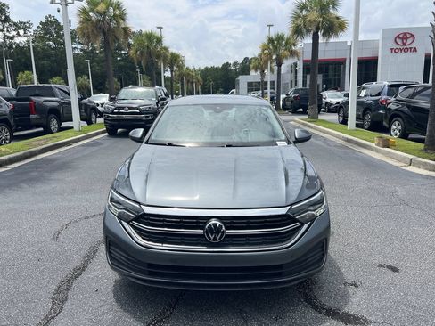 Used 2024 Volkswagen Jetta S FWD image 3