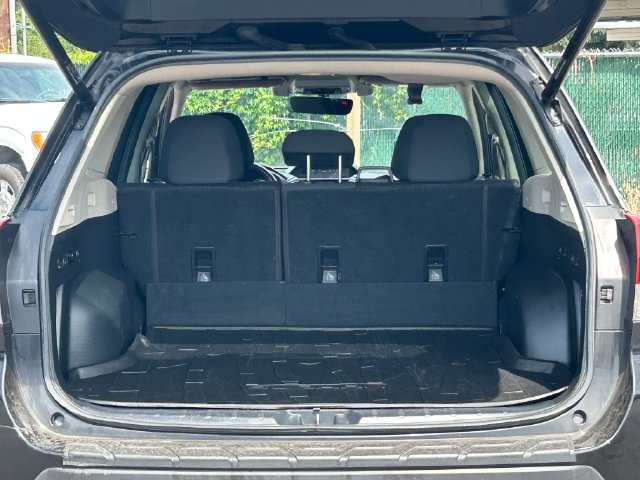 Used 2020 Subaru Forester Premium AWD/4WD image 32