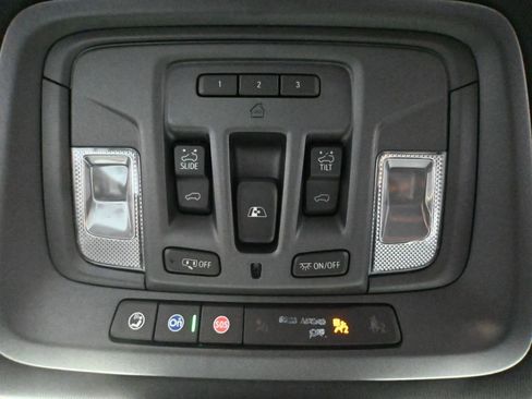 Used 2025 GMC Sierra 3500 AT4 AWD/4WD image 41