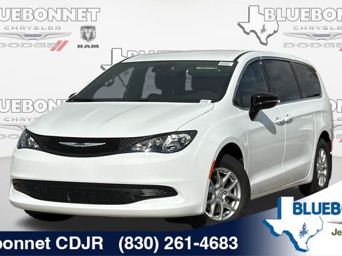 New 2026 Chrysler Voyager LX image 1