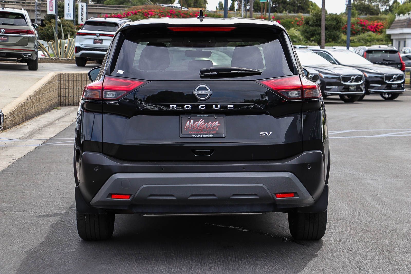 Used 2023 Nissan Rogue SV FWD image 7