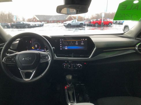 Certified 2025 Chevrolet Trax ACTIV w/ Driver Confidence Package image 13