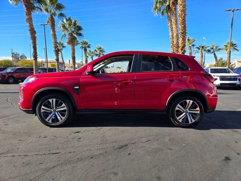 Used 2020 Mitsubishi Outlander Sport ES image 3