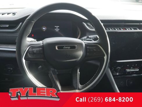 Certified 2024 Jeep Grand Cherokee L Limited w/ Luxury Tech Group II AWD/4WD image 40
