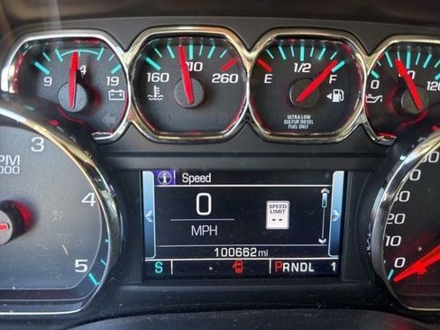 Used 2018 Chevrolet Silverado 3500 High Country w/ Duramax Plus Package image 4